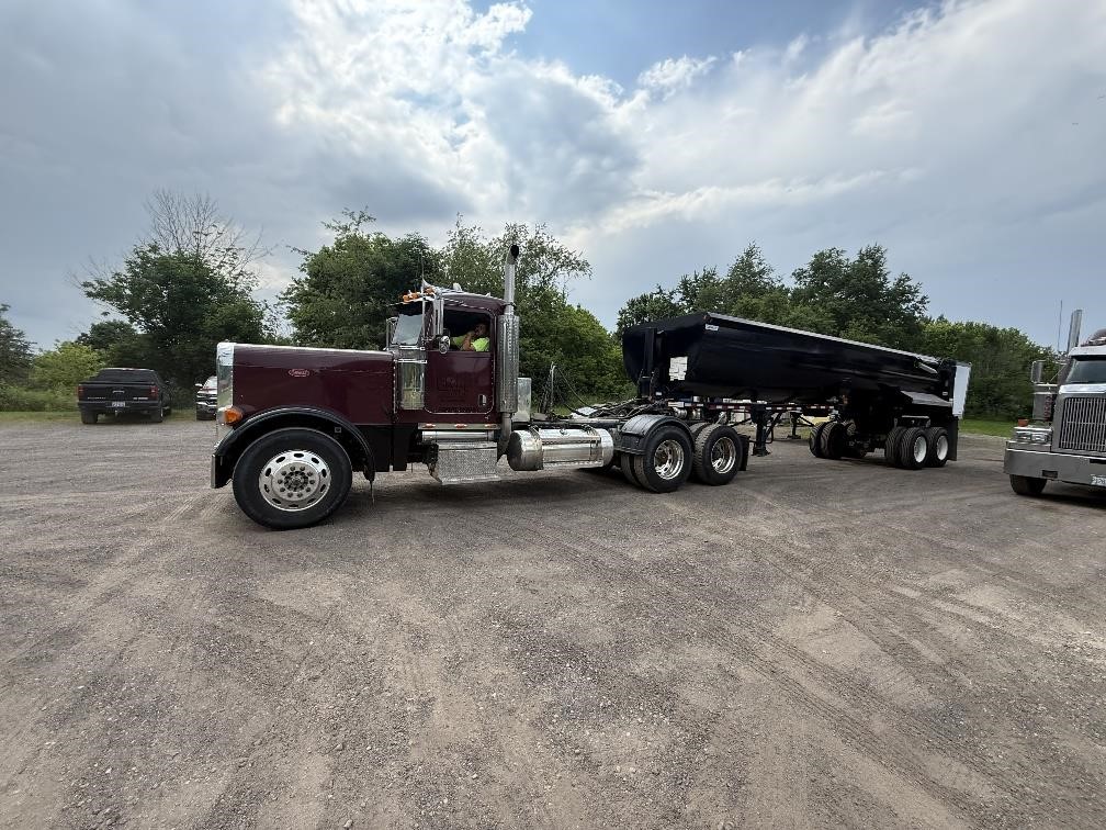 2007 PETERBILT 379EXHD 2007 PETERBILT 379EXHD - image 2 of 6