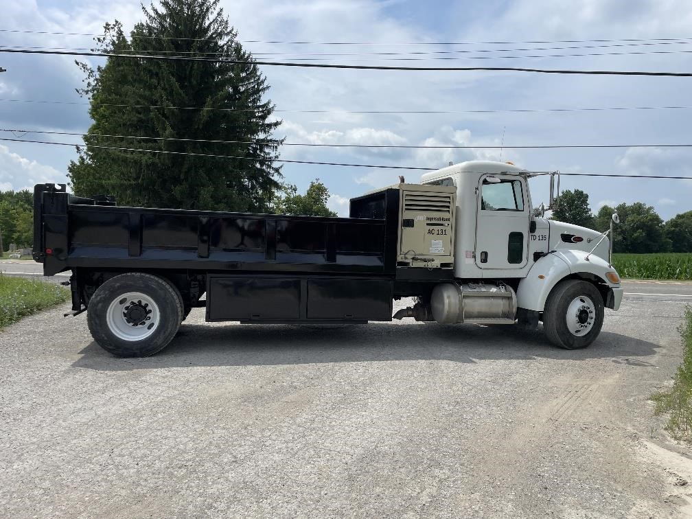 2007 PETERBILT 335 10000845862 2007 PETERBILT 335 10000845862
