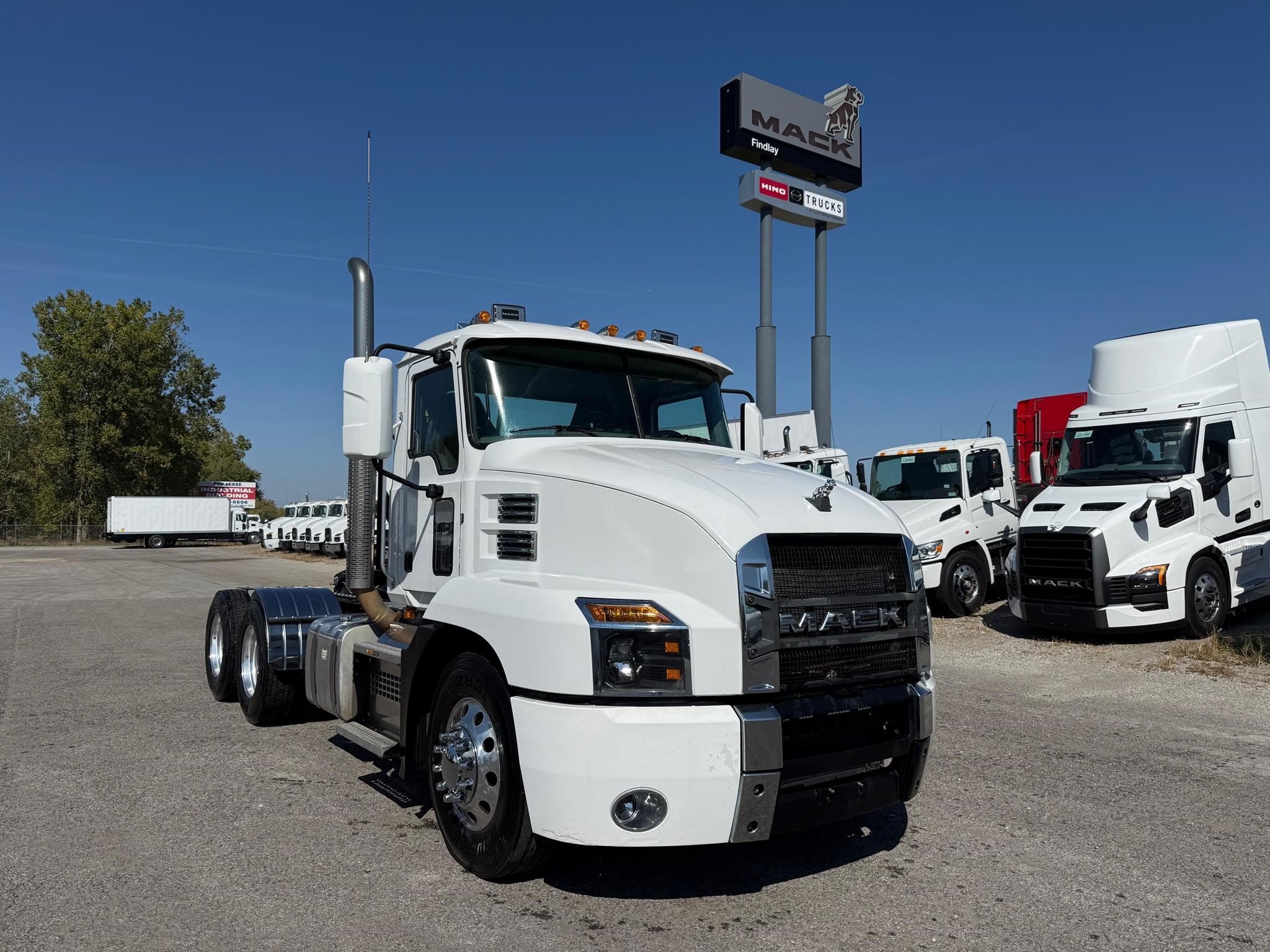 2019 MACK ANTHEM 64T - image 1 of 6