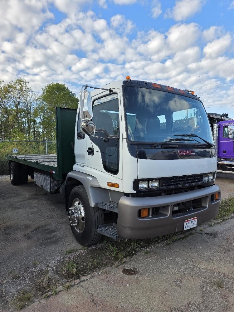 2009 GMC T7500 - image 2 of 6