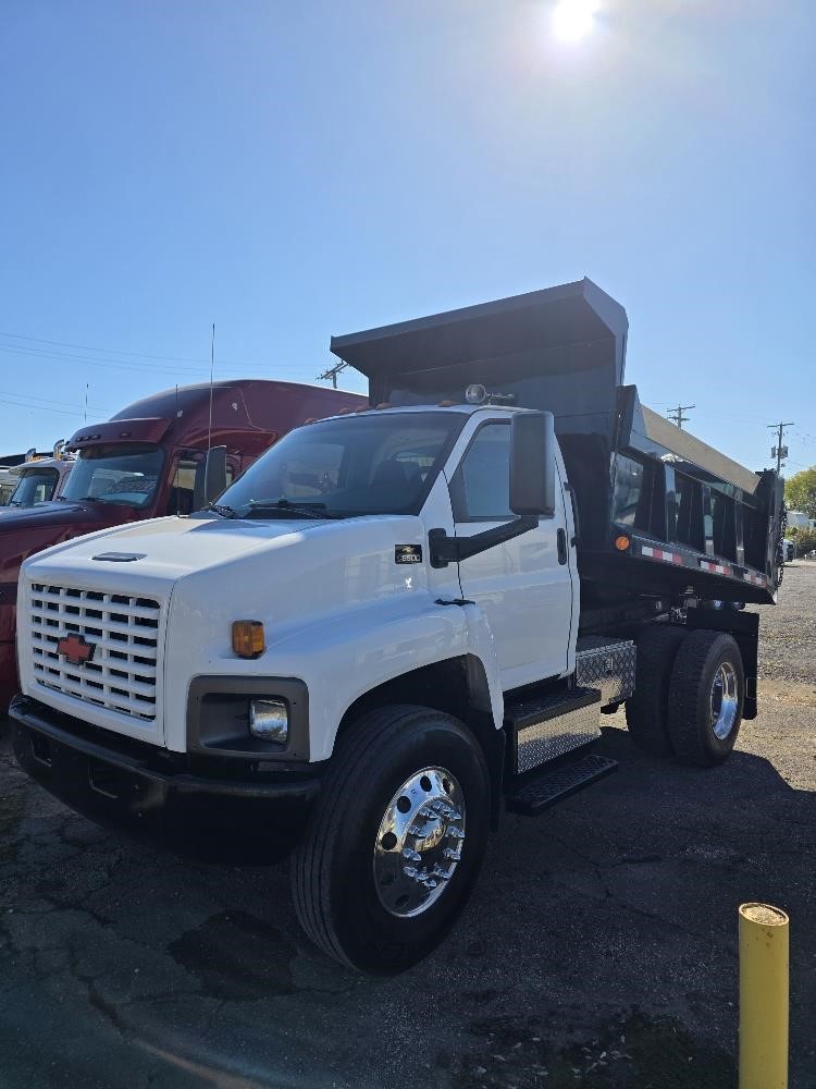 2005 CHEVROLET KODIAK C8500 2005 CHEVROLET KODIAK C8500 - image 1 of 6