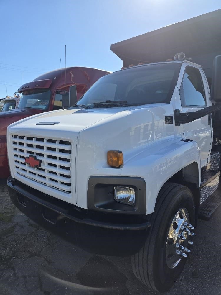 2005 CHEVROLET KODIAK C8500 2005 CHEVROLET KODIAK C8500 - image 2 of 6