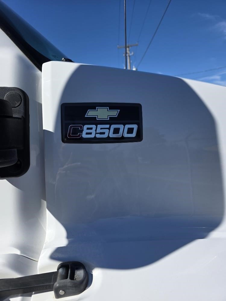 2005 CHEVROLET KODIAK C8500 2005 CHEVROLET KODIAK C8500 - image 5 of 6