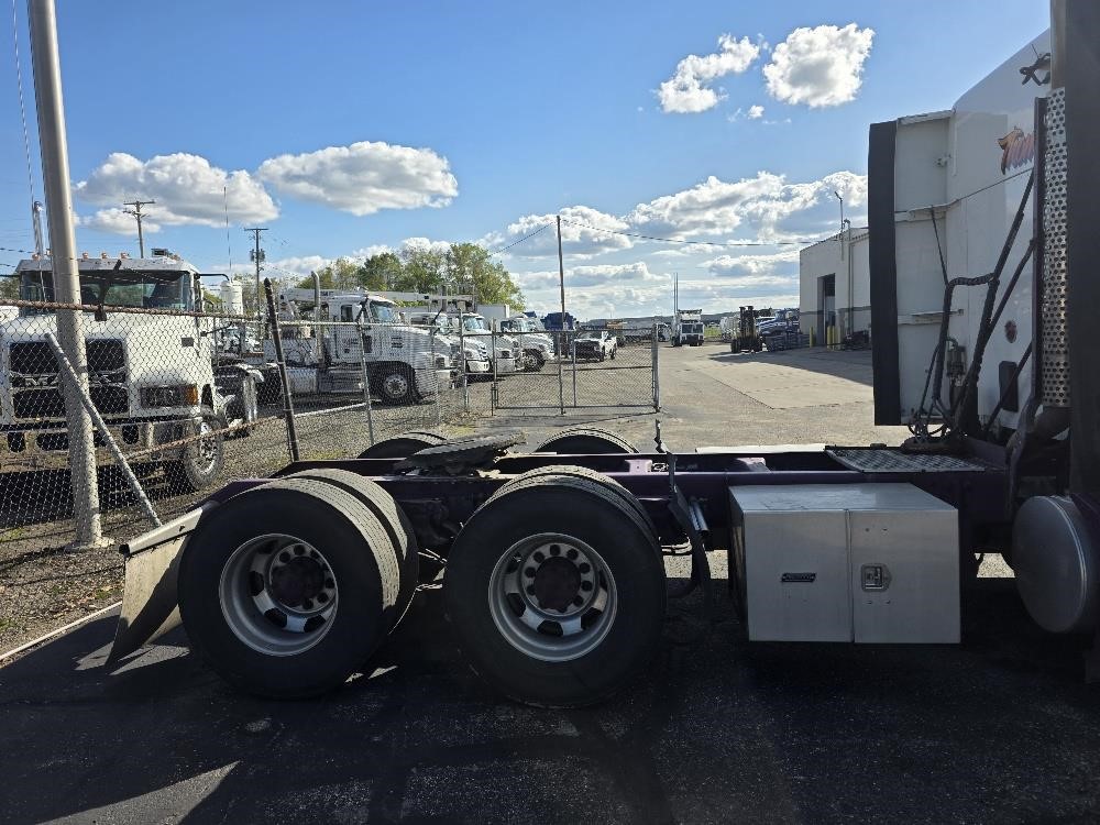 2015 KENWORTH T680 10014079219 2015 KENWORTH T680 10014079219