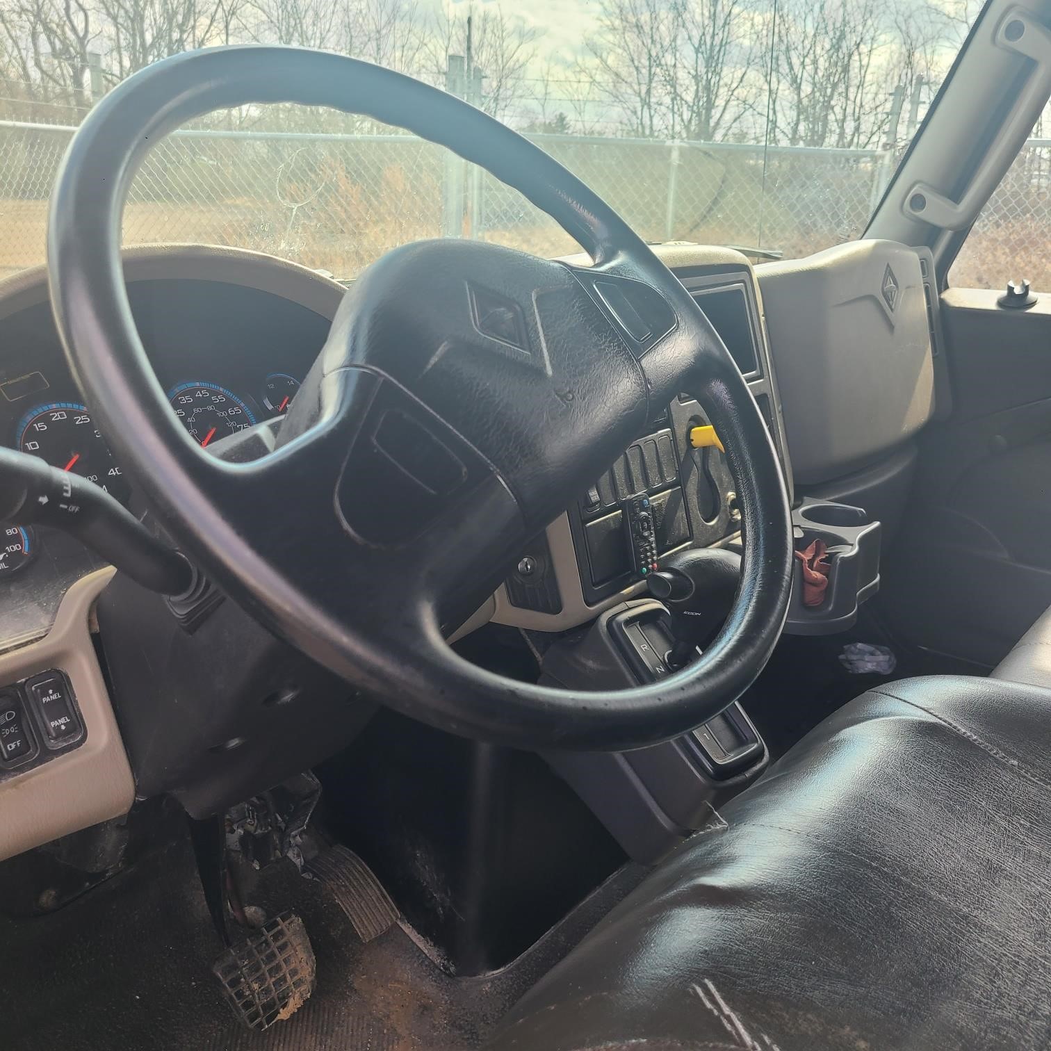 2018 INTERNATIONAL DURASTAR 4300 - image 6 of 6