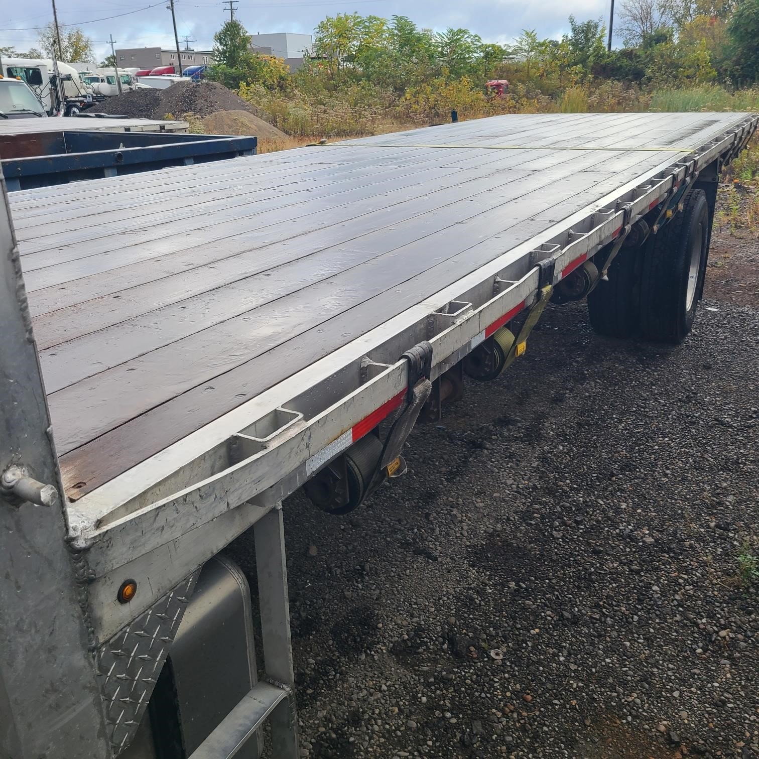 2020 HINO 338 - image 4 of 6