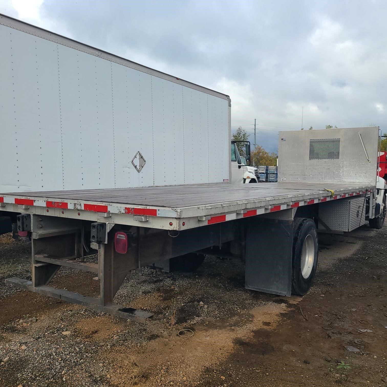 2020 HINO 338 - image 6 of 6