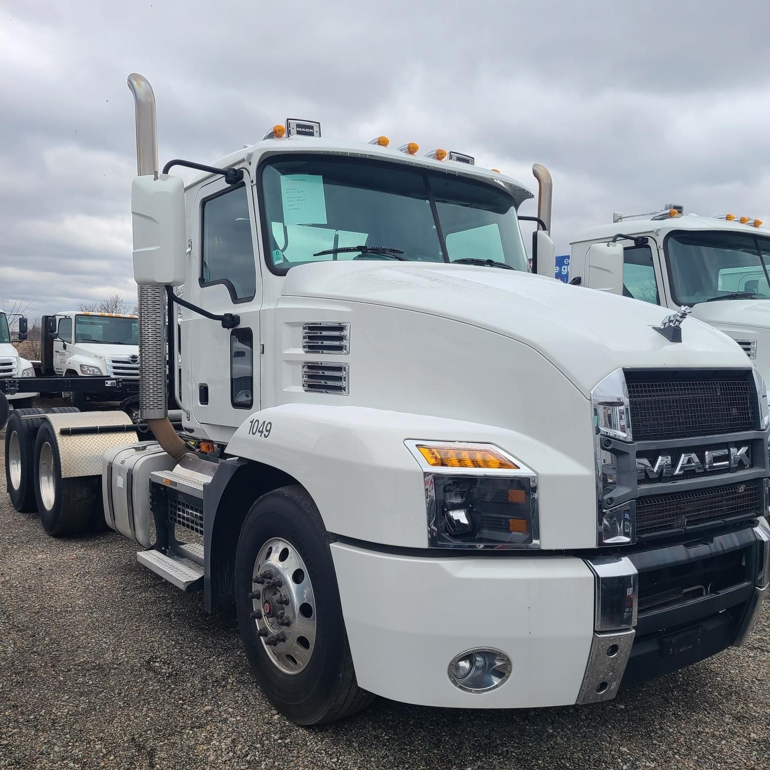 2019 MACK ANTHEM 64T 2019 MACK ANTHEM 64T - image 2 of 6