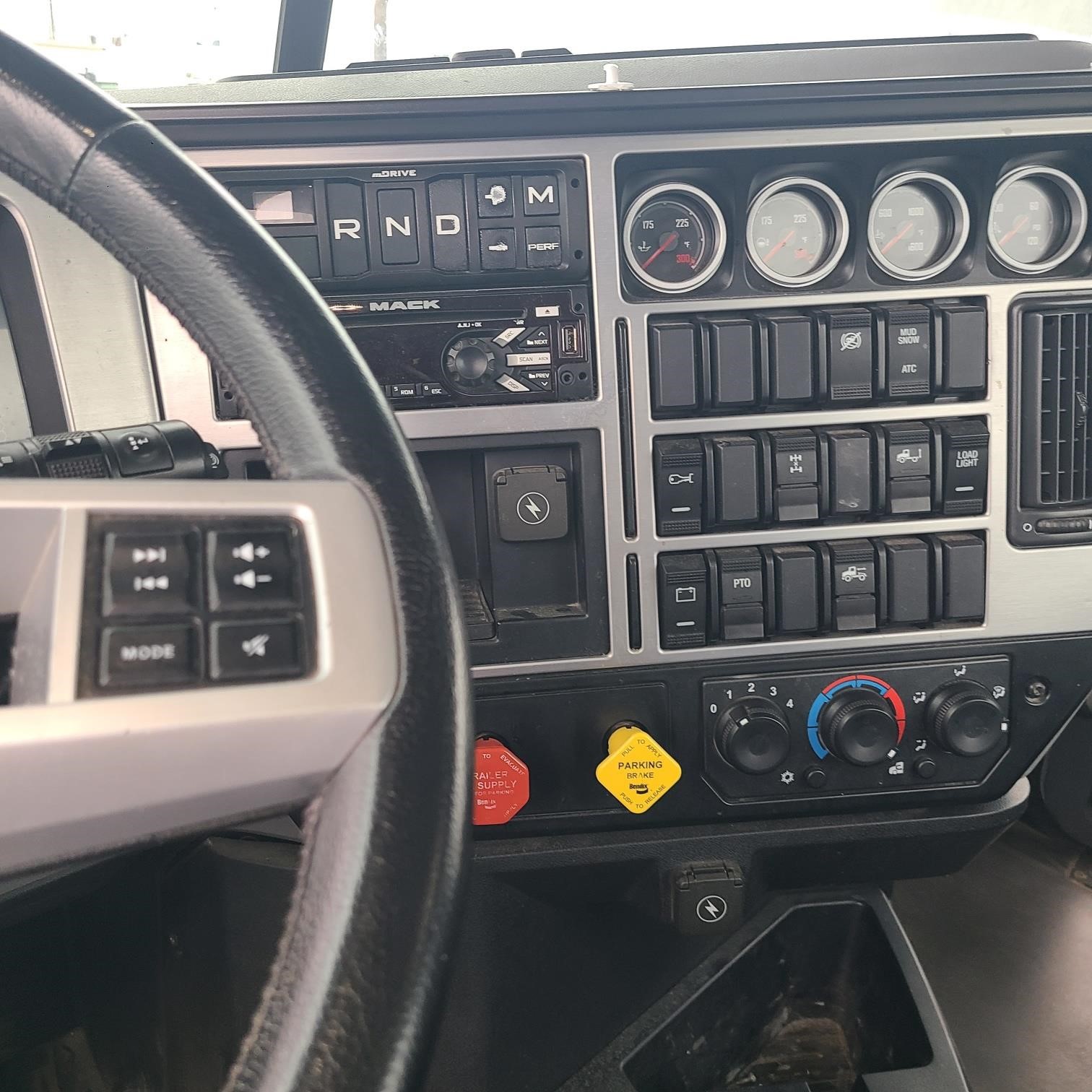 2019 MACK ANTHEM 64T 9044905115 2019 MACK ANTHEM 64T 9044905115