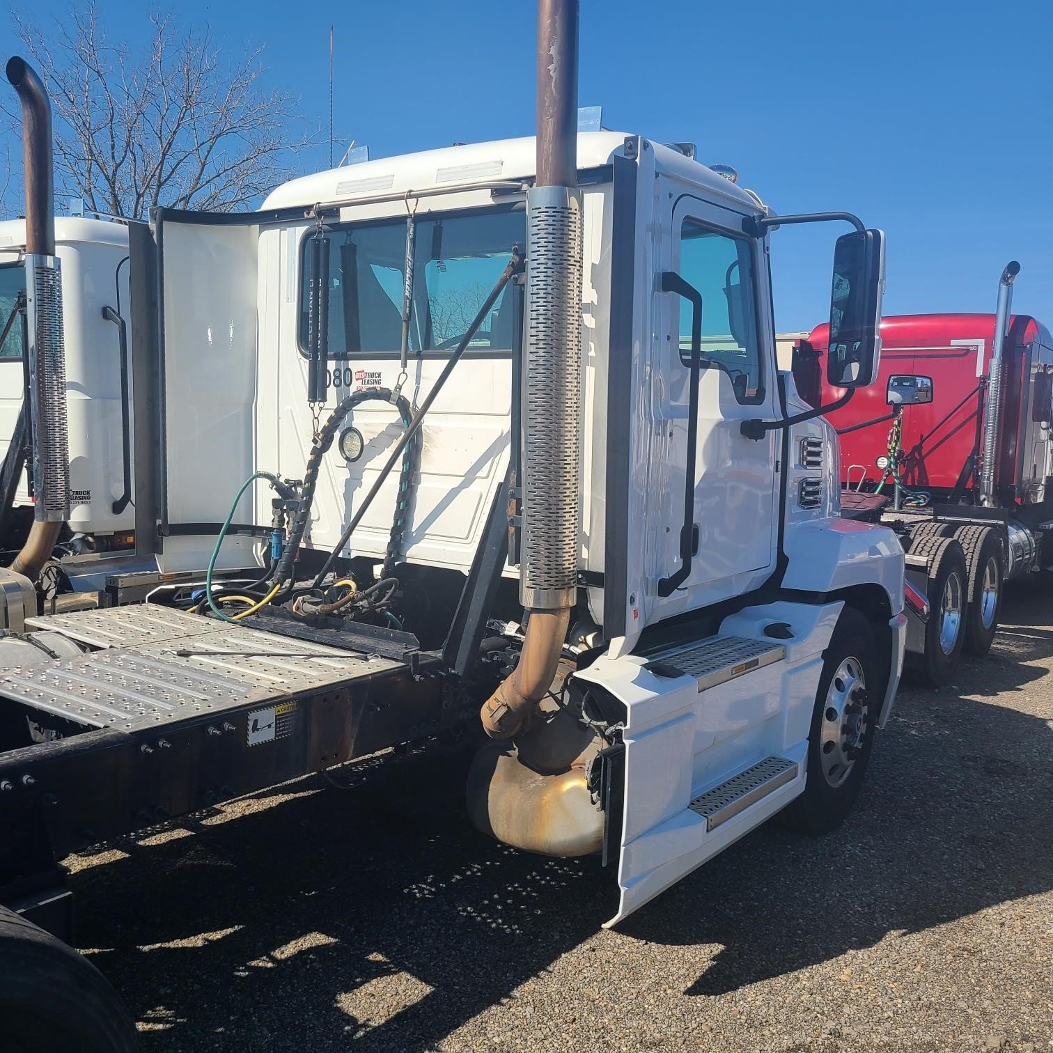 2020 MACK ANTHEM 62T - image 5 of 6