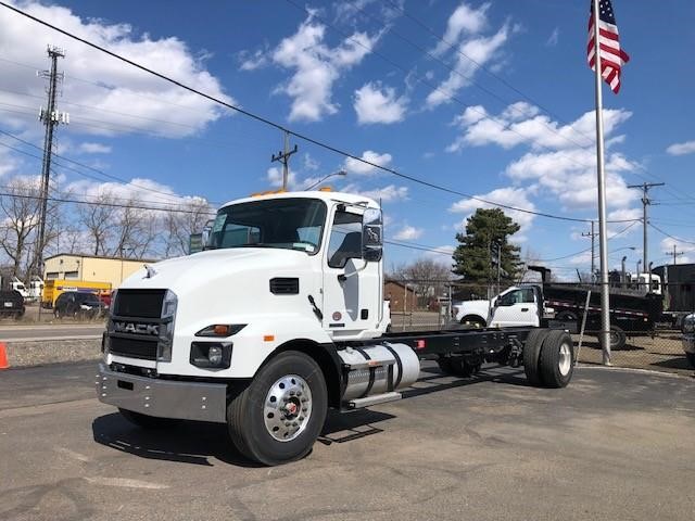 2026 MACK MD6 2026 MACK MD6 - image 2 of 6