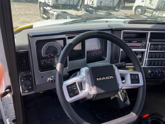 2026 MACK MD6 2026 MACK MD6 - image 5 of 6