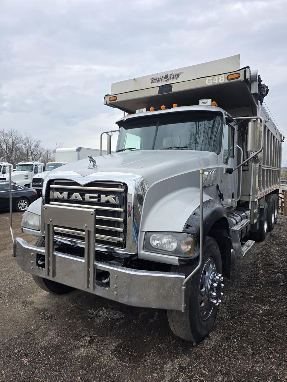 2012 MACK GRANITE GU713 - image 3 of 6