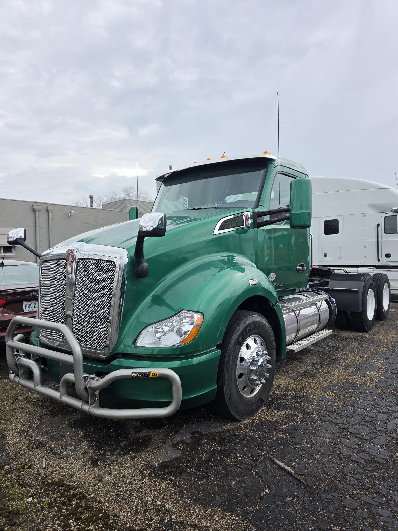 2019 KENWORTH T680 2019 KENWORTH T680 - image 1 of 6