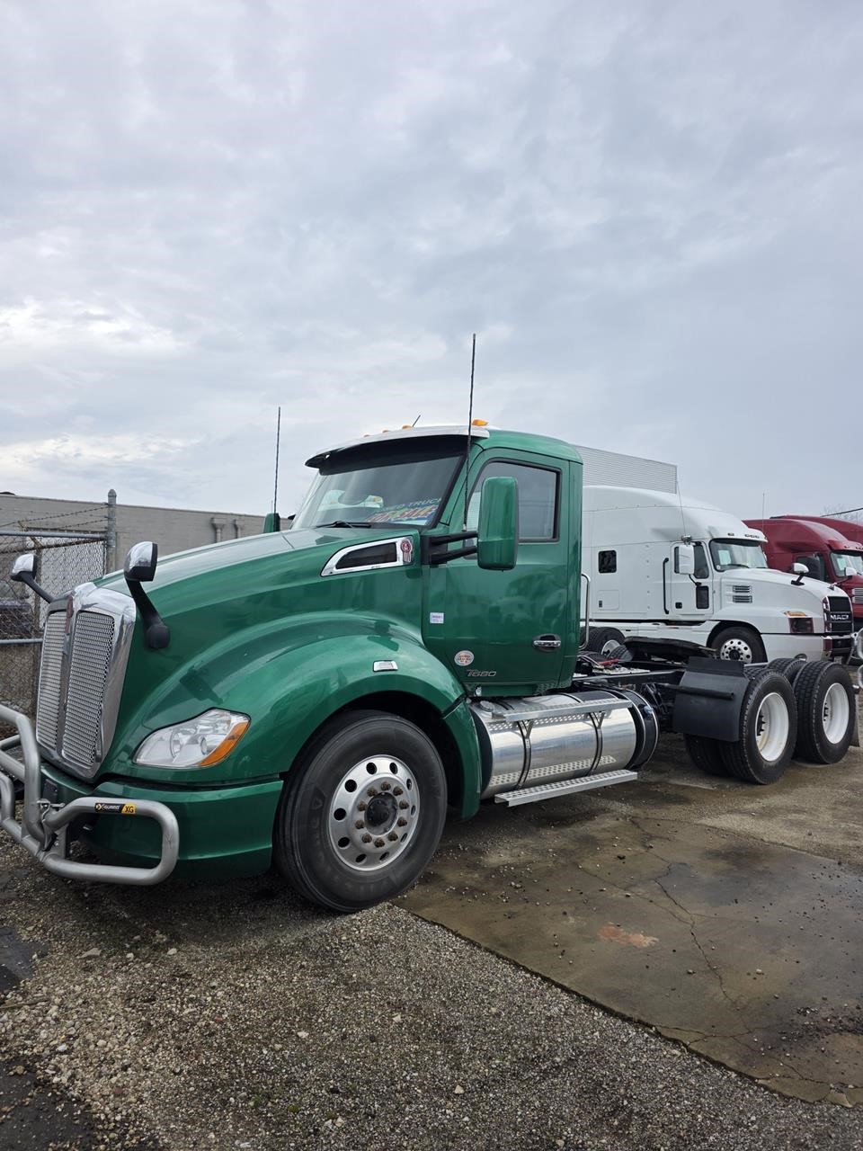 2019 KENWORTH T680 2019 KENWORTH T680 - image 4 of 6