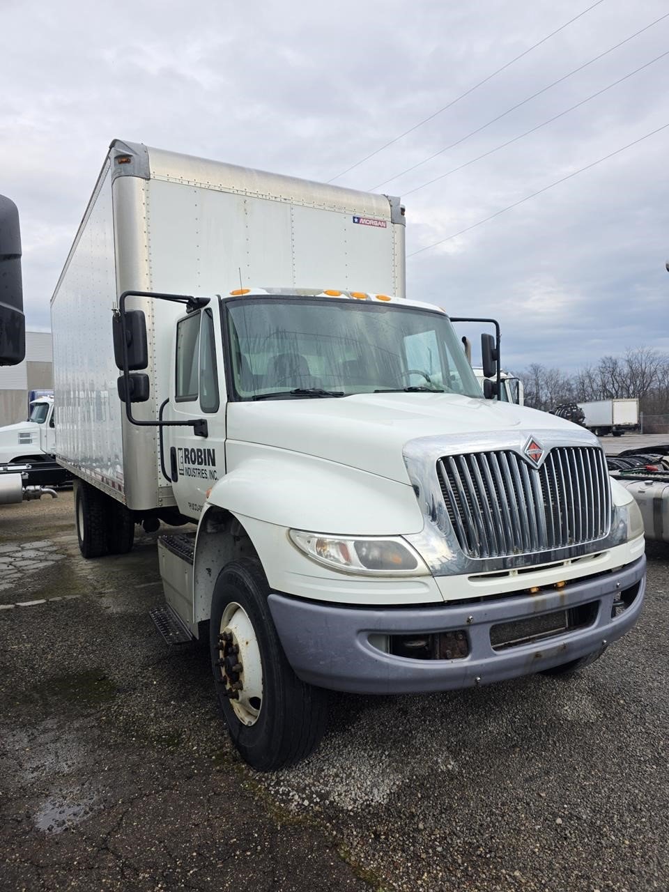 2016 INTERNATIONAL DURASTAR 4300 - image 2 of 6