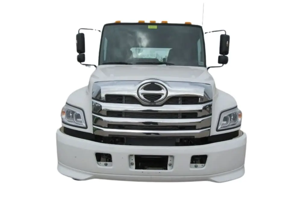 Hino L6 & L7 - image 5 of 6