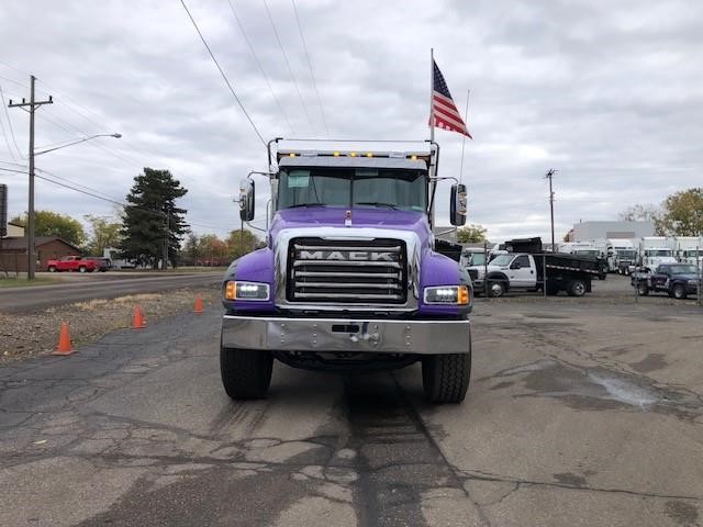 2026 MACK GRANITE 64FR 2026 MACK GRANITE 64FR - image 3 of 6