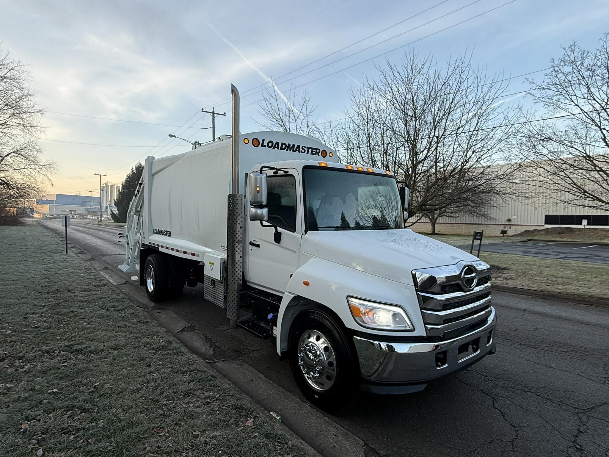 2025 HINO L7 2025 HINO L7 - image 5 of 6