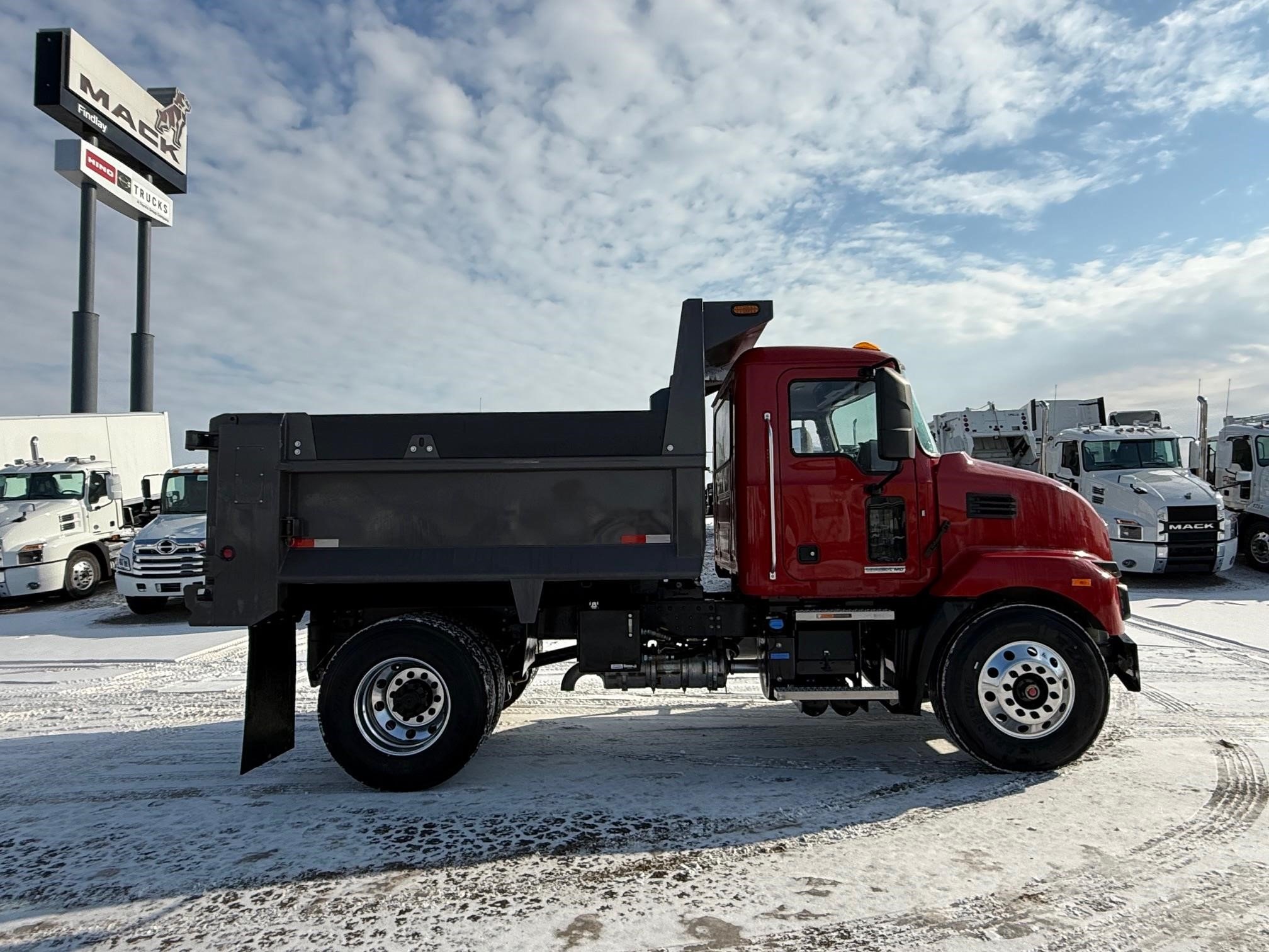 2026 MACK MD6 2026 MACK MD6 - image 5 of 6