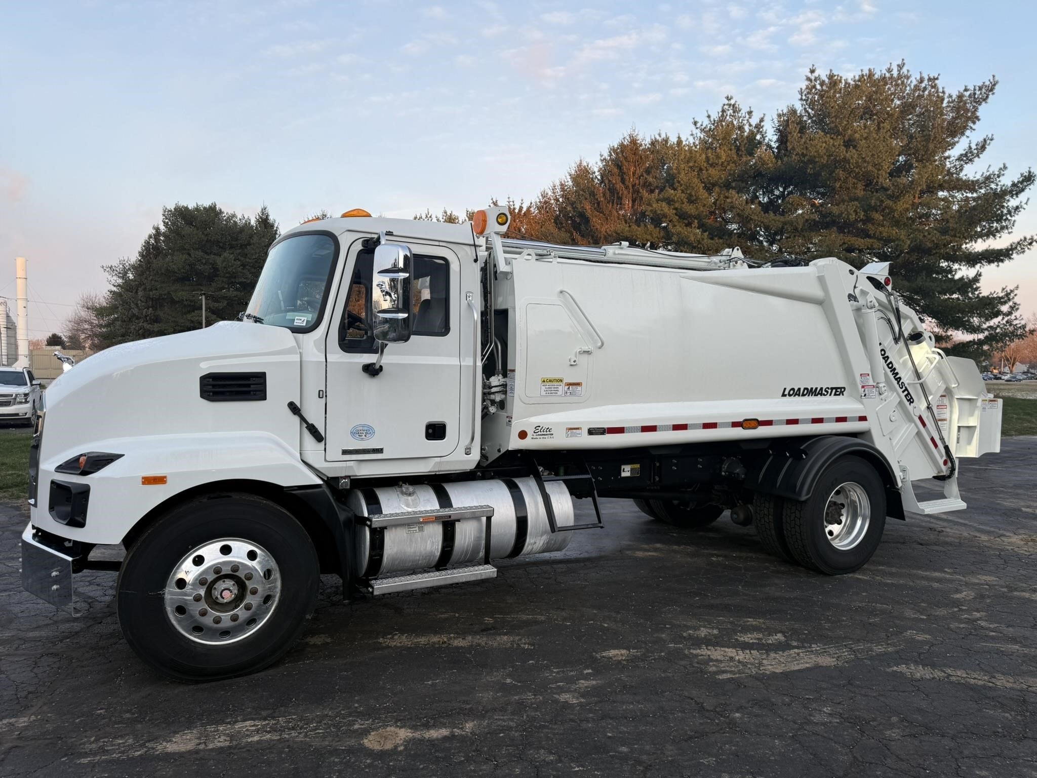 2025 MACK MD6 2025 MACK MD6 - image 3 of 6
