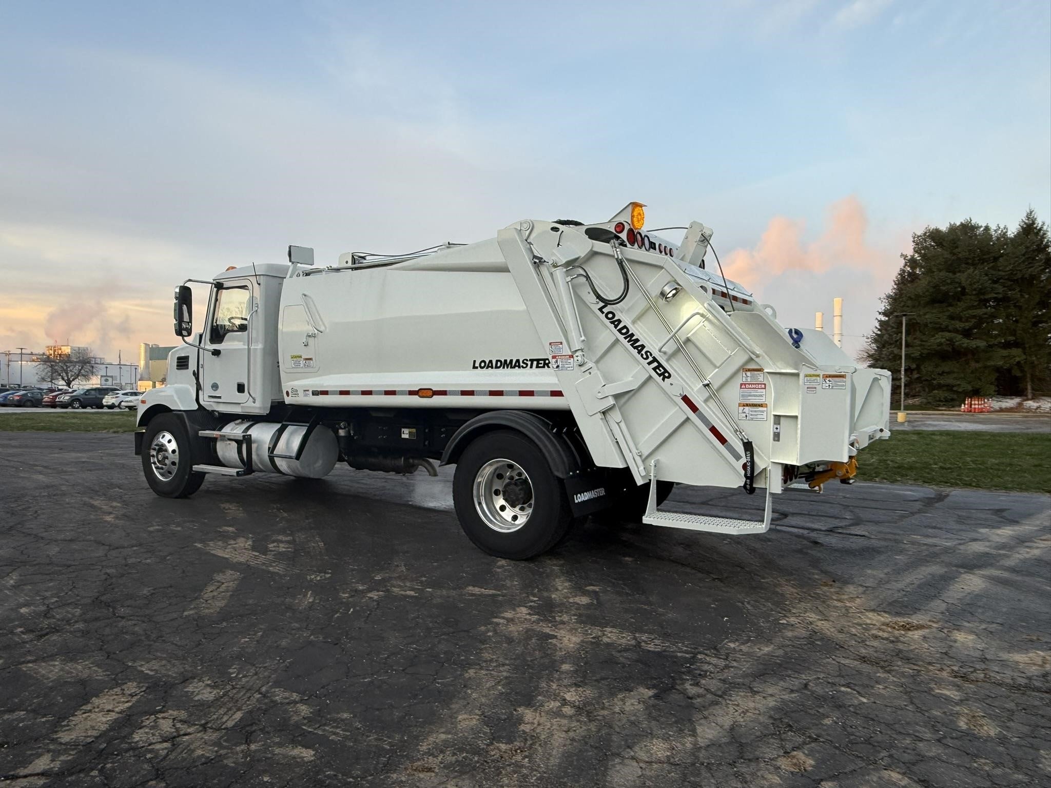 2025 MACK MD6 2025 MACK MD6 - image 5 of 6