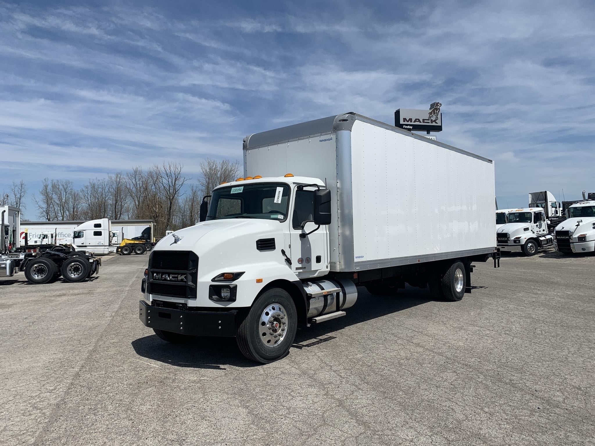 2025 MACK MD6 - image 1 of 6