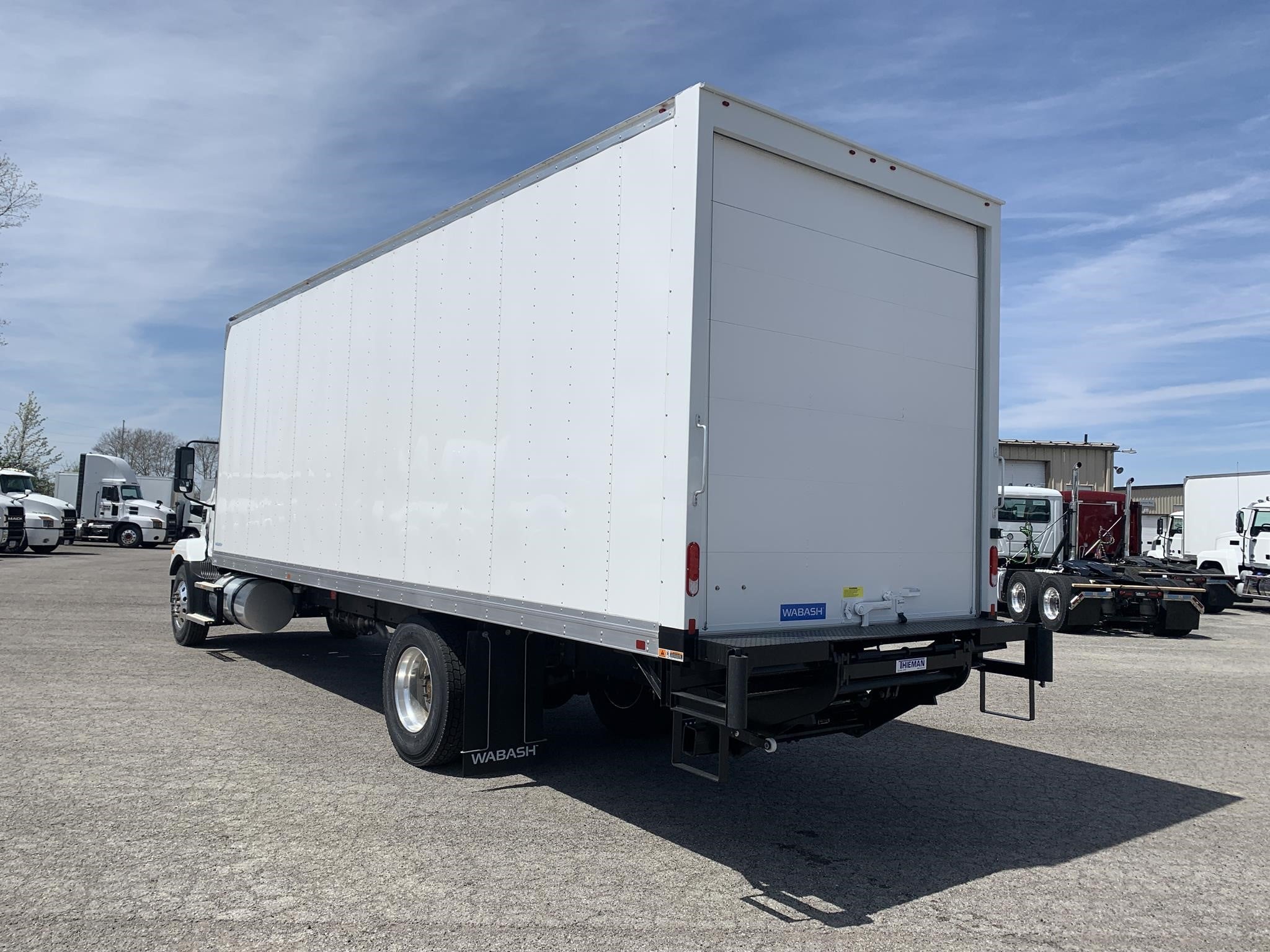 2025 MACK MD6 - image 3 of 6