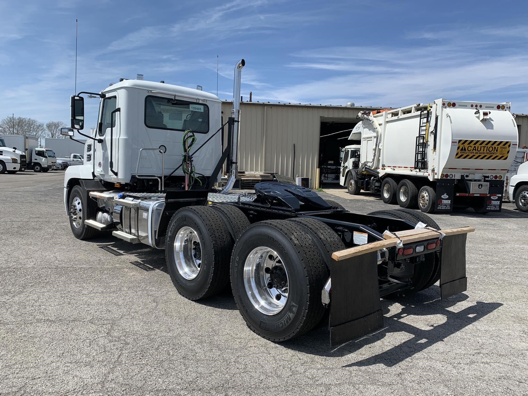 2026 MACK ANTHEM 64T - image 3 of 6