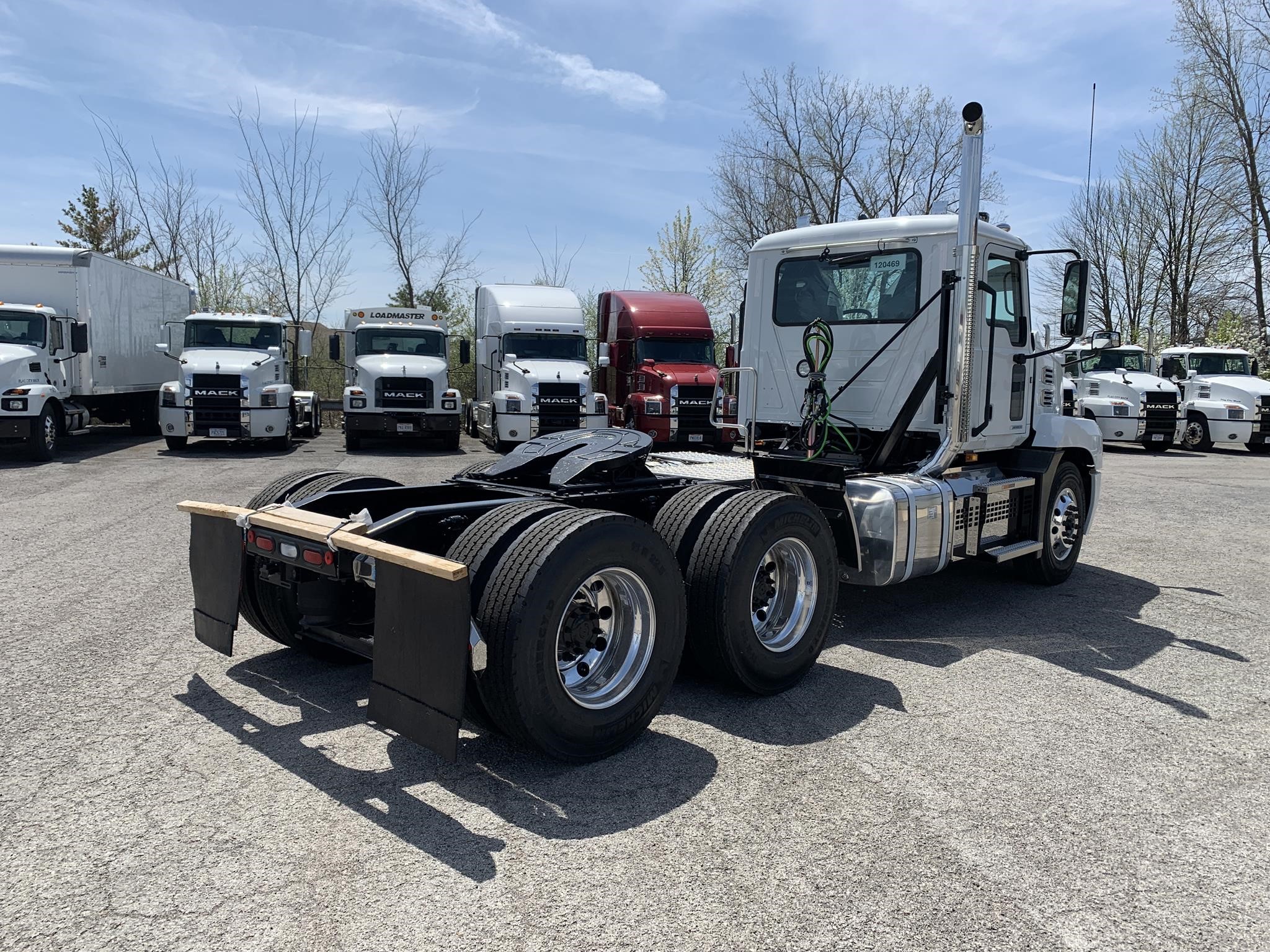 2026 MACK ANTHEM 64T - image 5 of 6