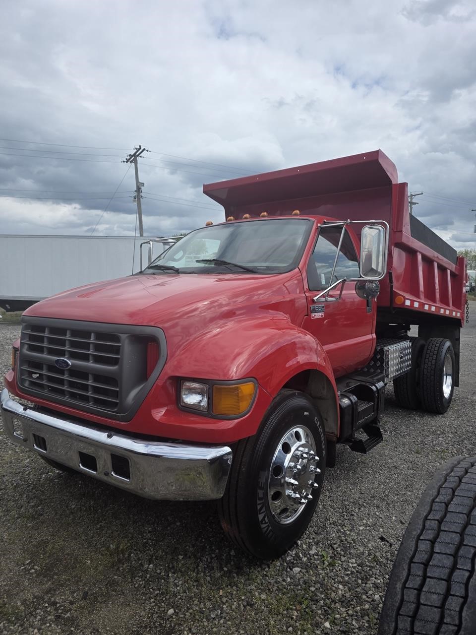 2002 FORD F650 XL SD - image 1 of 6