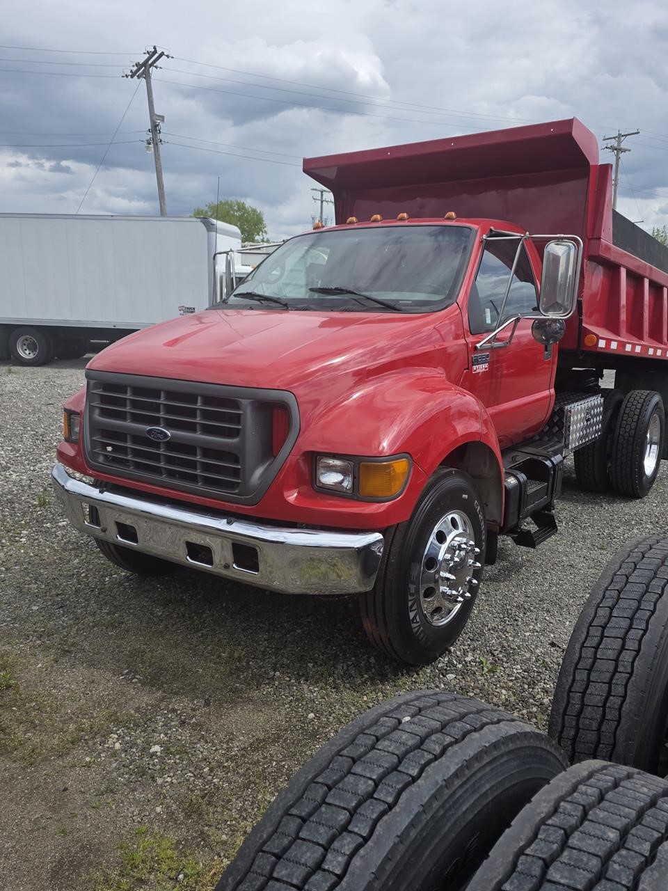 2002 FORD F650 XL SD - image 3 of 6