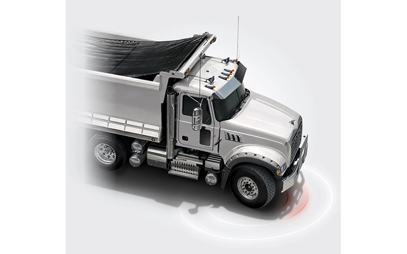 Mack Trucks Granite - image 2 of 4