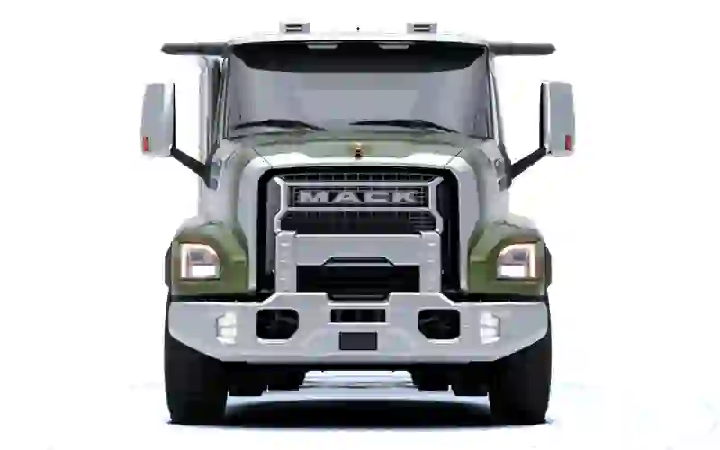Mack Trucks Granite - image 2 of 3