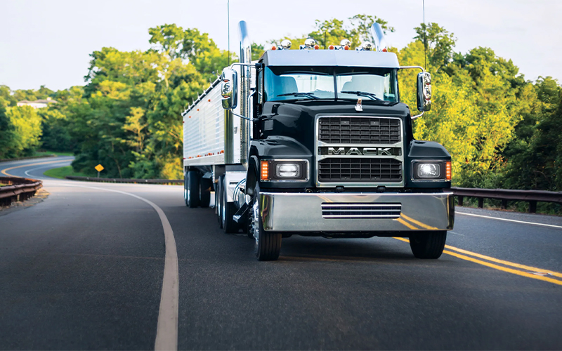 Mack Trucks Pinnacle - image 1 of 6