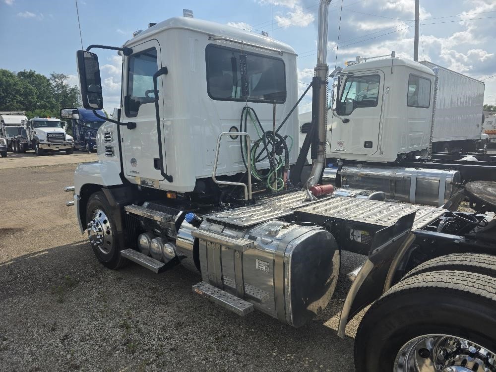 2023 MACK ANTHEM 64T 2023 MACK ANTHEM 64T - image 6 of 6