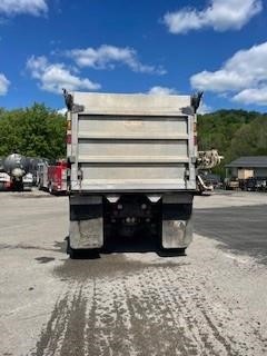 2020 MACK GRANITE 64FR - image 5 of 6