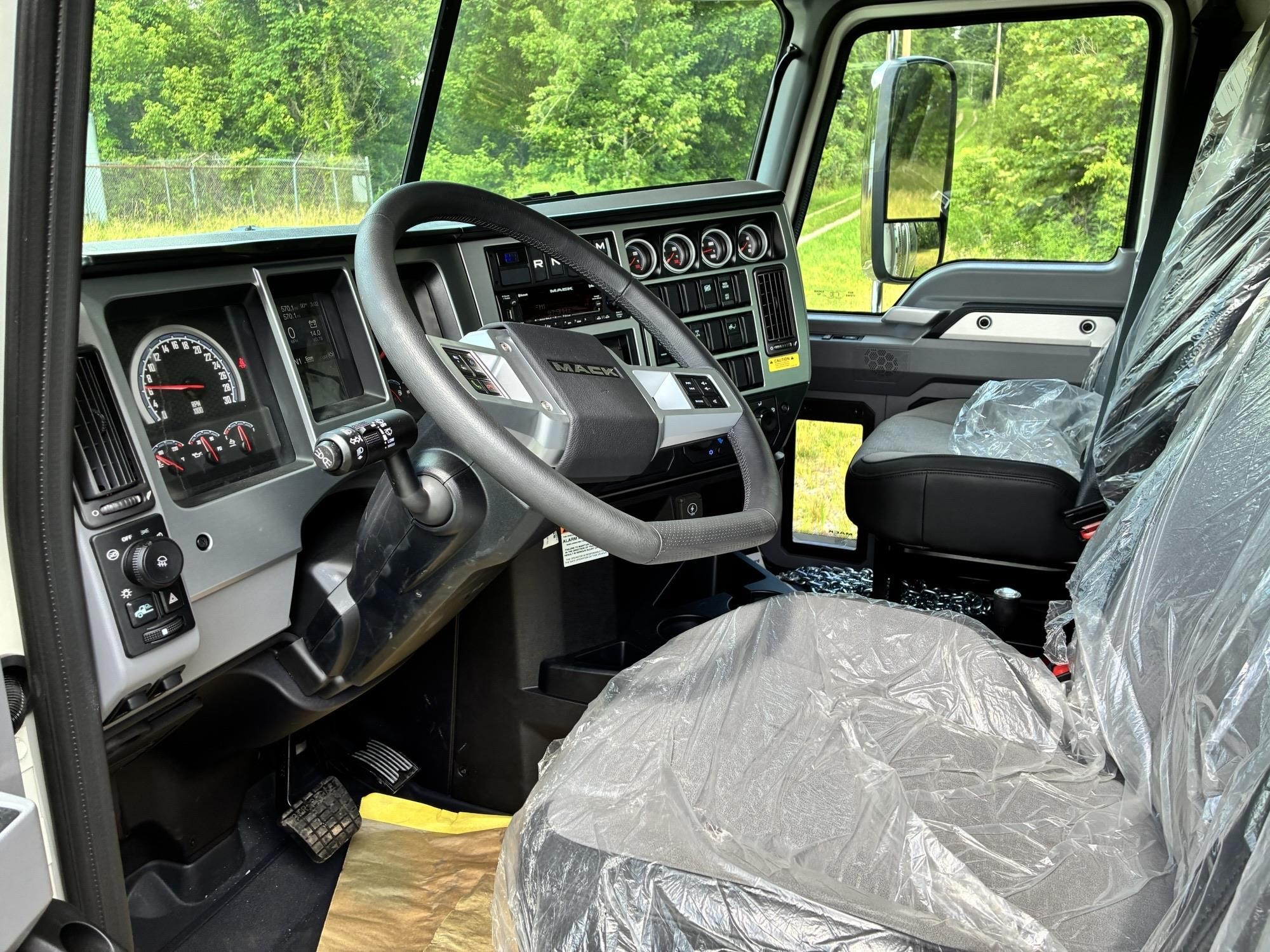 2026 MACK GRANITE 64FR - image 6 of 6