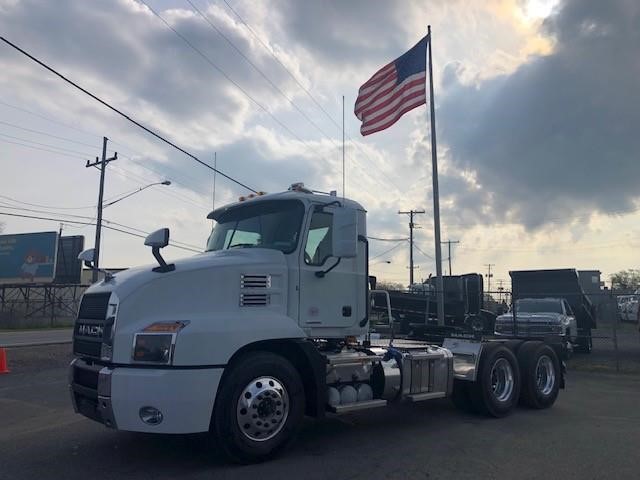 2026 MACK ANTHEM 64T - image 2 of 6